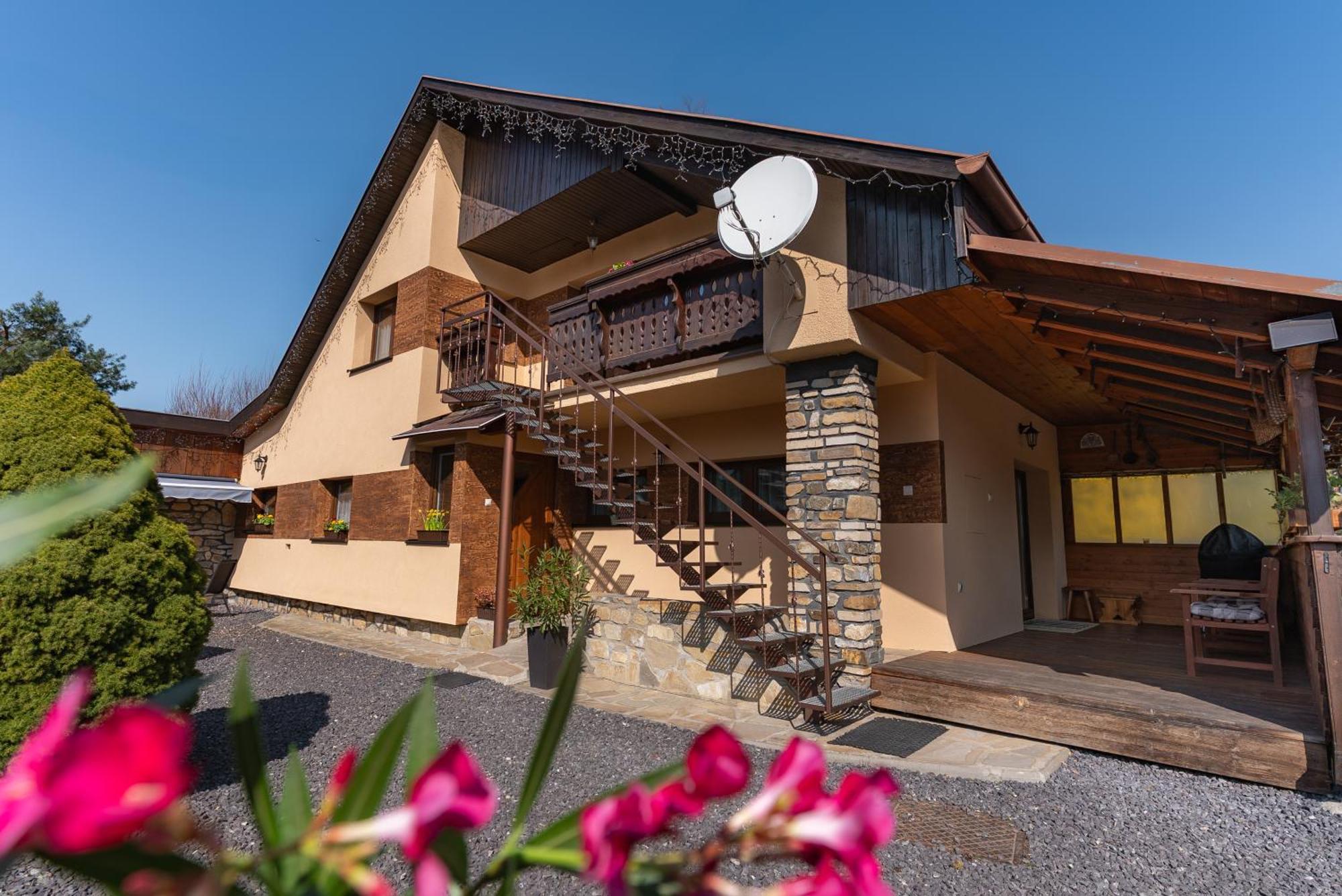 Privat Prima Hotel Liptovsky Jan Bagian luar foto